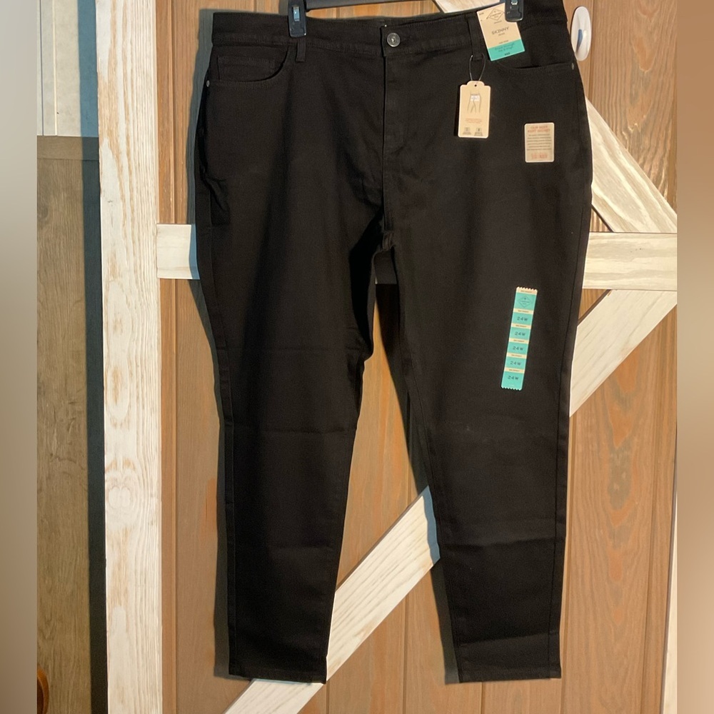 St. John's Bay Black Mid-Rise Skinny Jeans.. SIZE 24. NWT - Picture 4 of 8